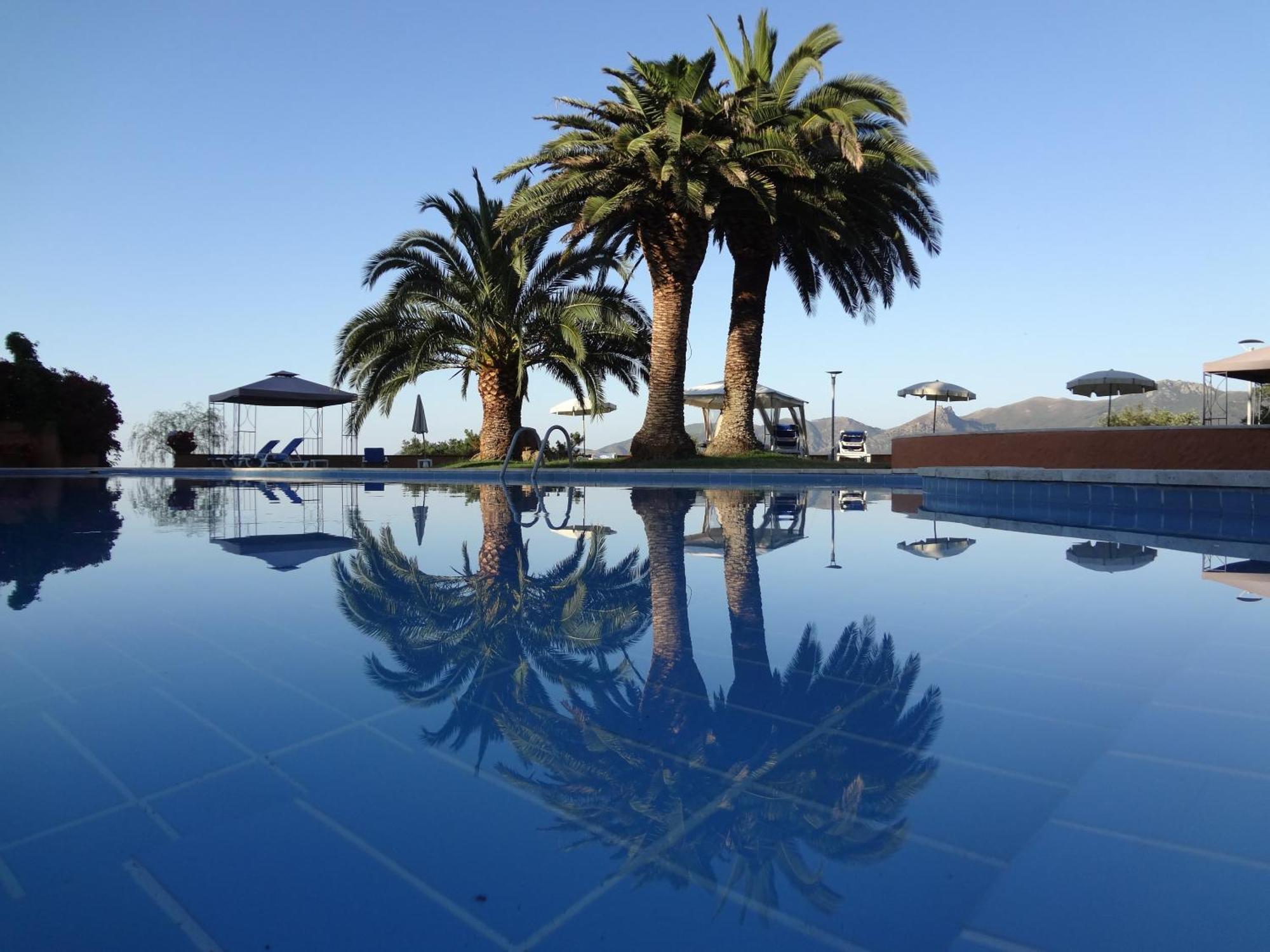 פורטופראיו Resort Le Picchiaie מראה חיצוני תמונה