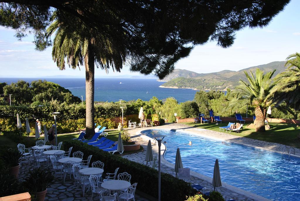 פורטופראיו Resort Le Picchiaie מראה חיצוני תמונה