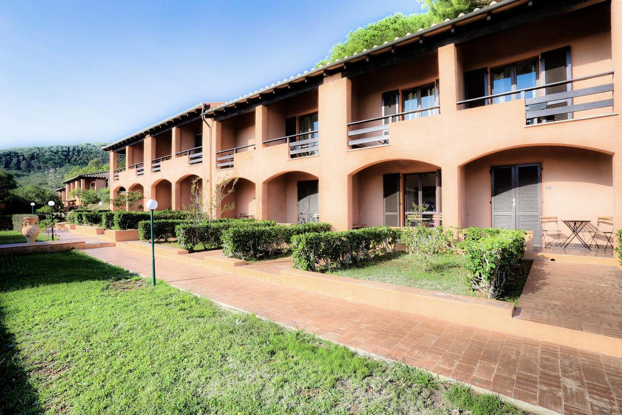 פורטופראיו Resort Le Picchiaie מראה חיצוני תמונה